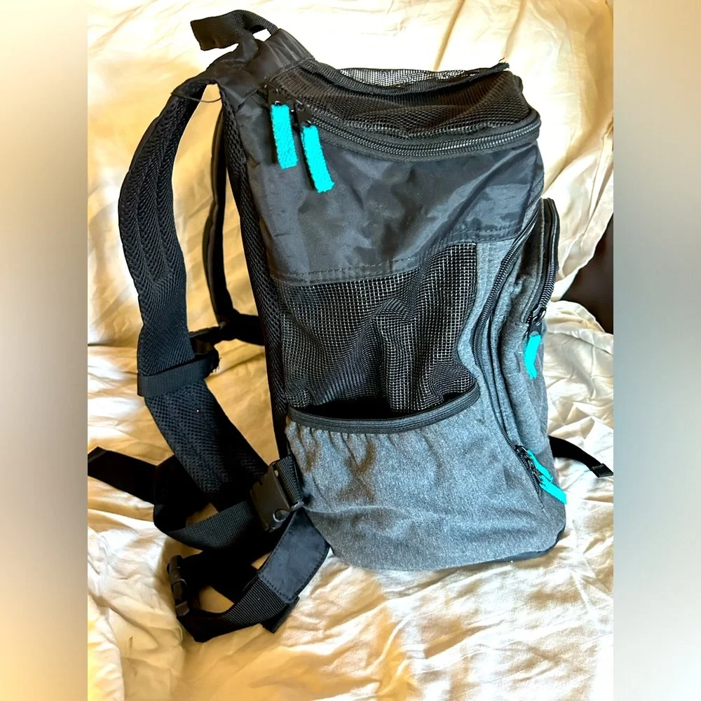 Top Paw Cute & Colorful Gray Dog Carrier Backpack Small Dogs up to 15 lbs